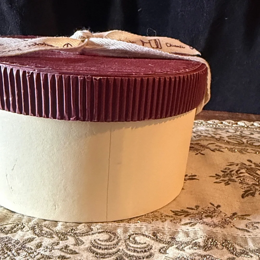 6 Williams Sonoma 6 inch appetizer plates